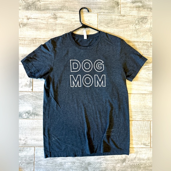 Tops - Dog mom women’s tee shirt
